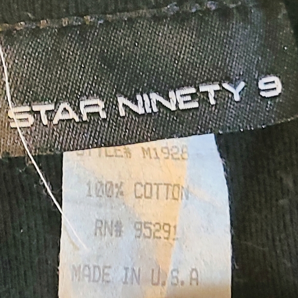 Black Sleeveless Top - Picture 4 of 6